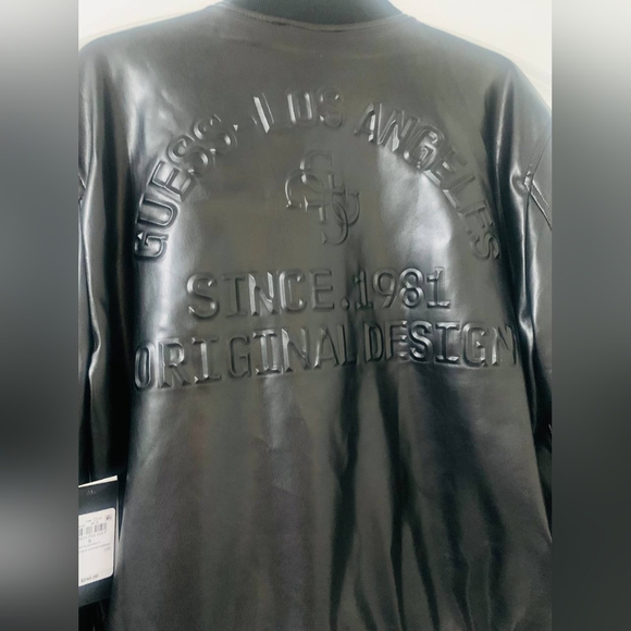 New GUESS mens District Faux Leather Bomber Jacket Size S - Picture 6 of 11